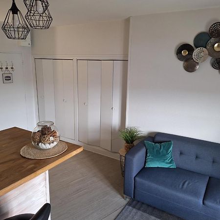 Appartement F2 Centre-Ville Issoire Avec Jolie Vue Экстерьер фото